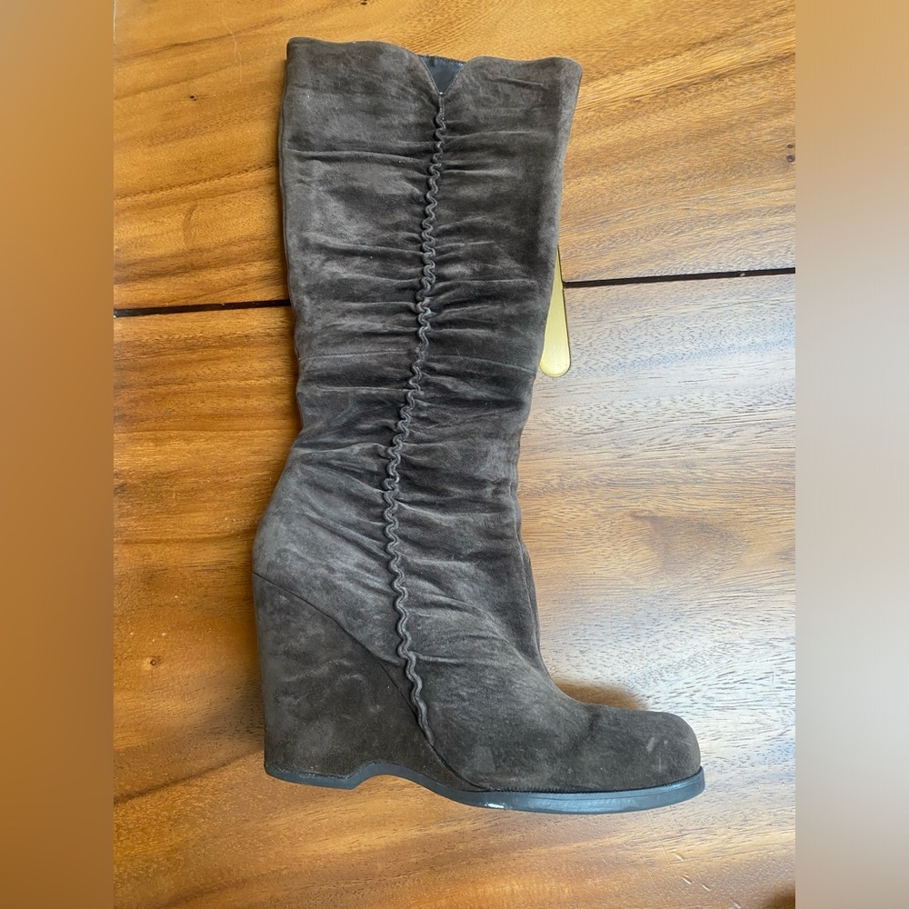 MIA boots